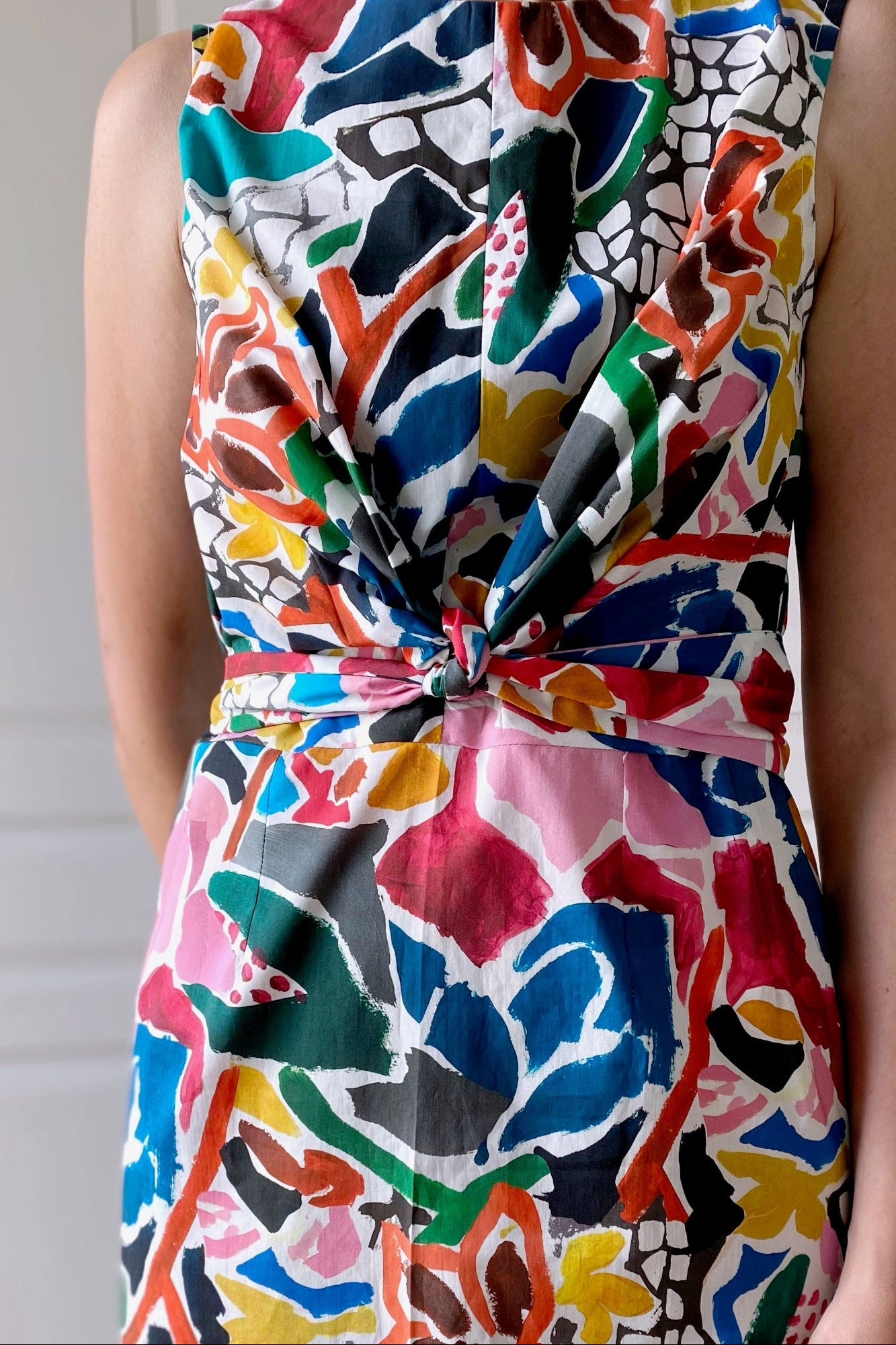 Robe Nouée Sans Manches