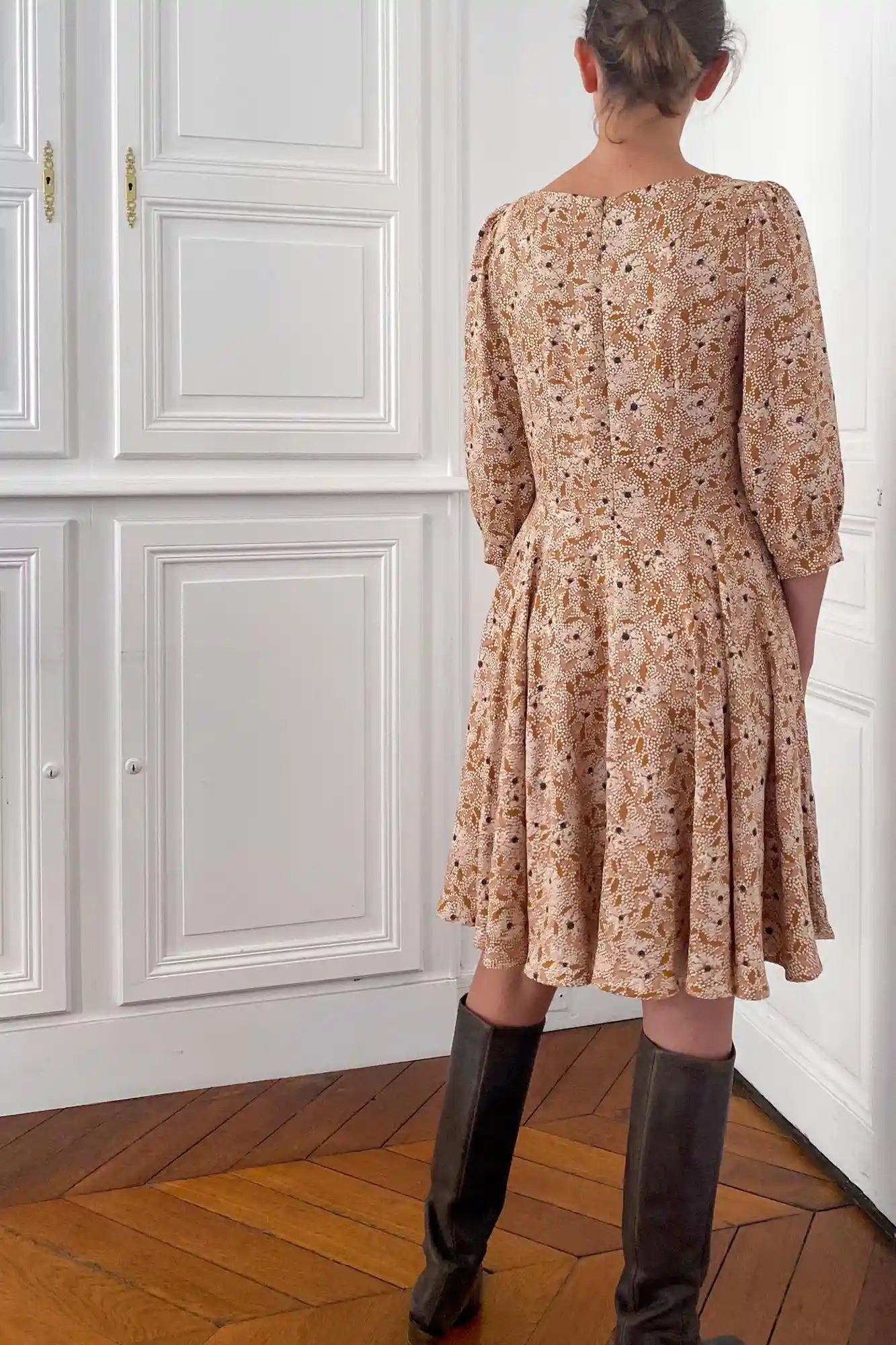 Patron de couture de la Jupe Cercle disponible en 5 longueurs avec ou sans traîne, au format Pochette ou PDF A4 et A0 avec marges incluses, à personnaliser avec le concept couture d'Atelier Charlotte Auzou