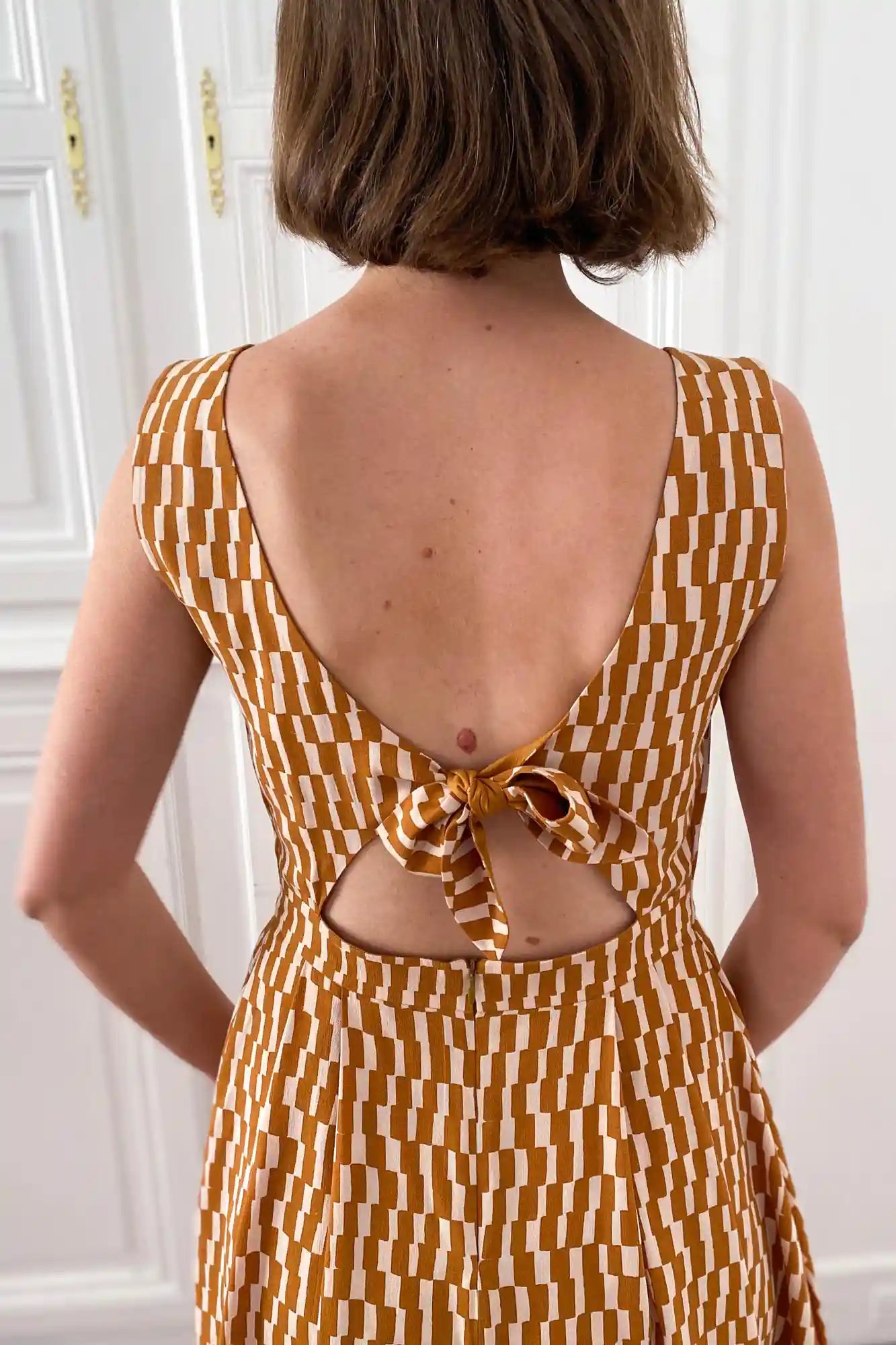 Patron de Couture Dos Ouvert Papillon à Personnaliser pour Coudre une Robe Estivale par Atelier Charlotte Auzou