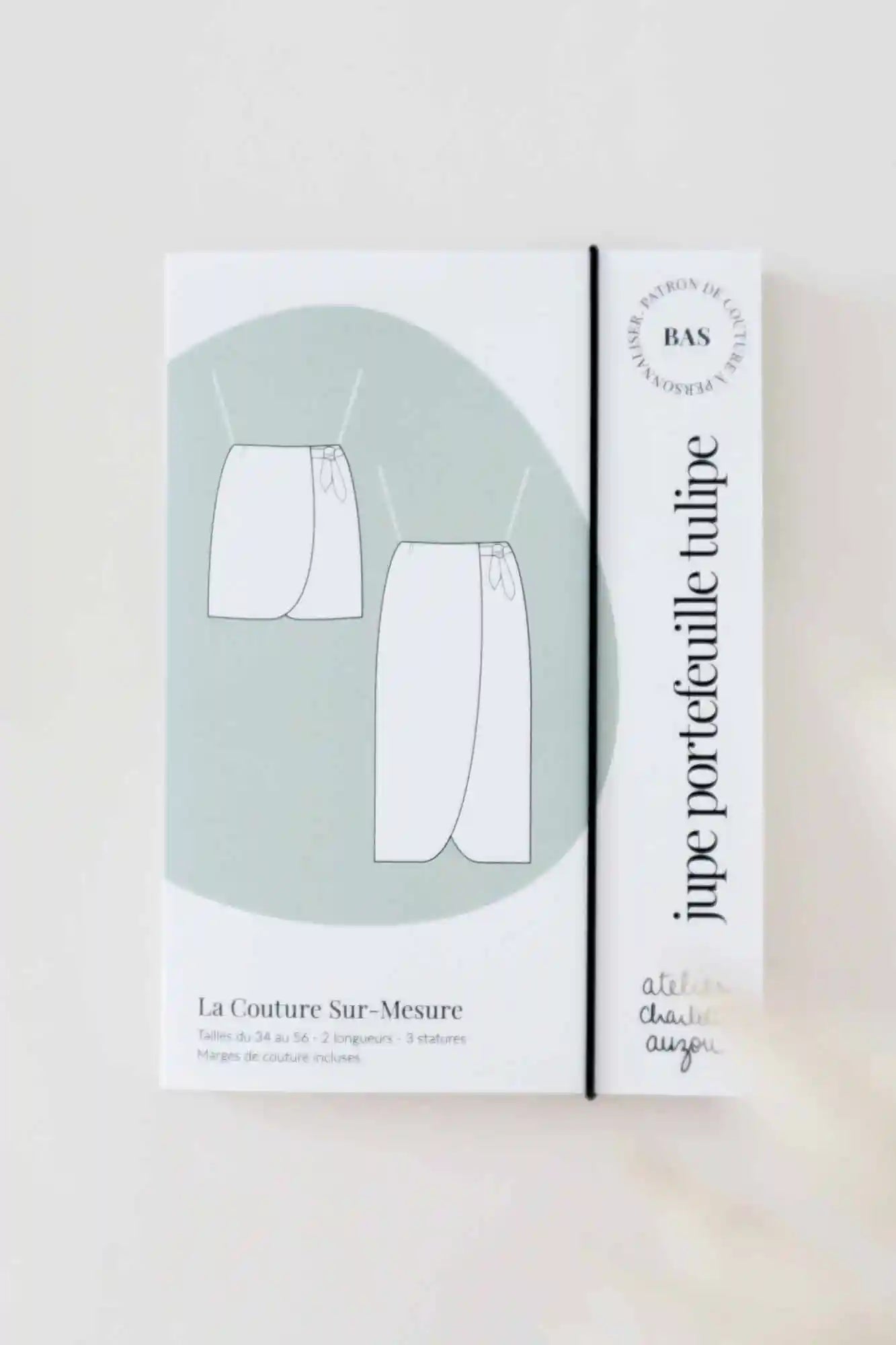 Patron De Couture Robe Portefeuille Avec Ourlet Tulipe À Personnaliser, Pochette ou PDF, du 34 au 56, par Atelier Charlotte Auzou