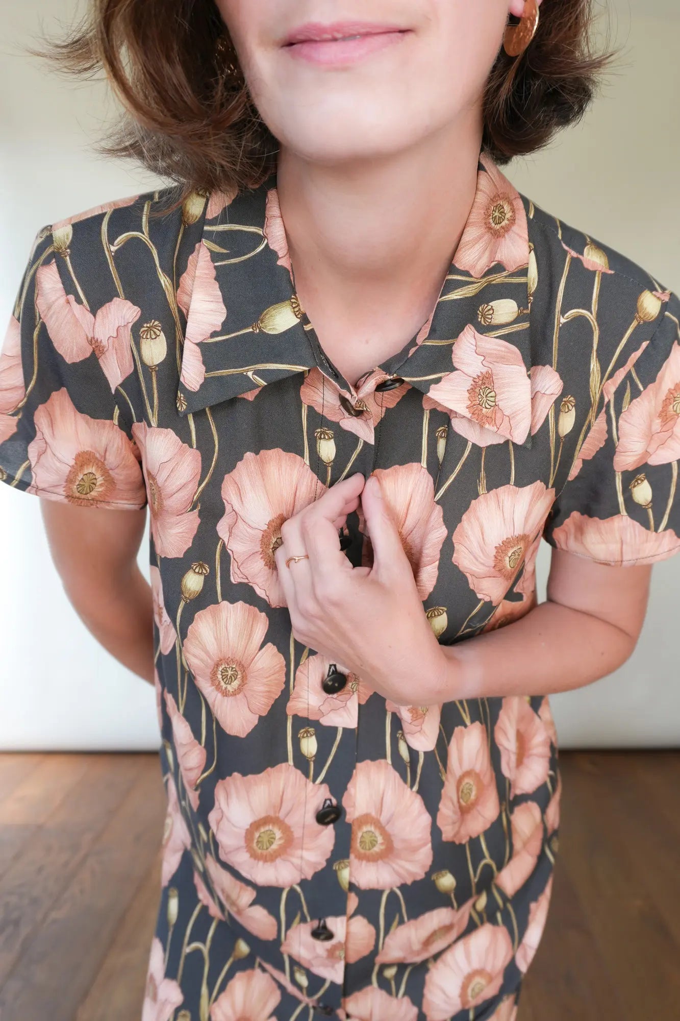 Patron de Robe Chemise Boutonnée Droite à Col Chemise pour Femme