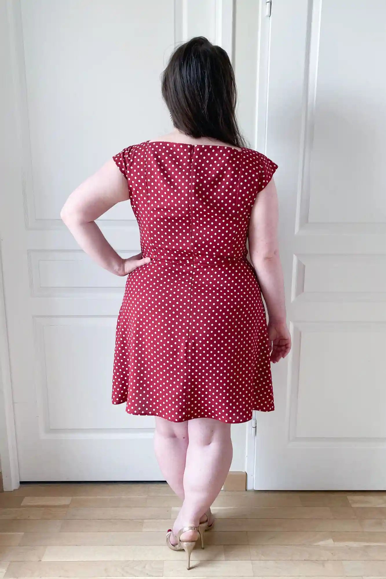 Patron de Couture Robe avec Jupe Fendue pour Femme Personnalisable et Sur Mesure, du 34 au 56 par Atelier Charlotte Auzou