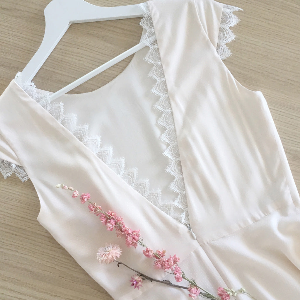 Robe de Mariée Rétro Dos Nu