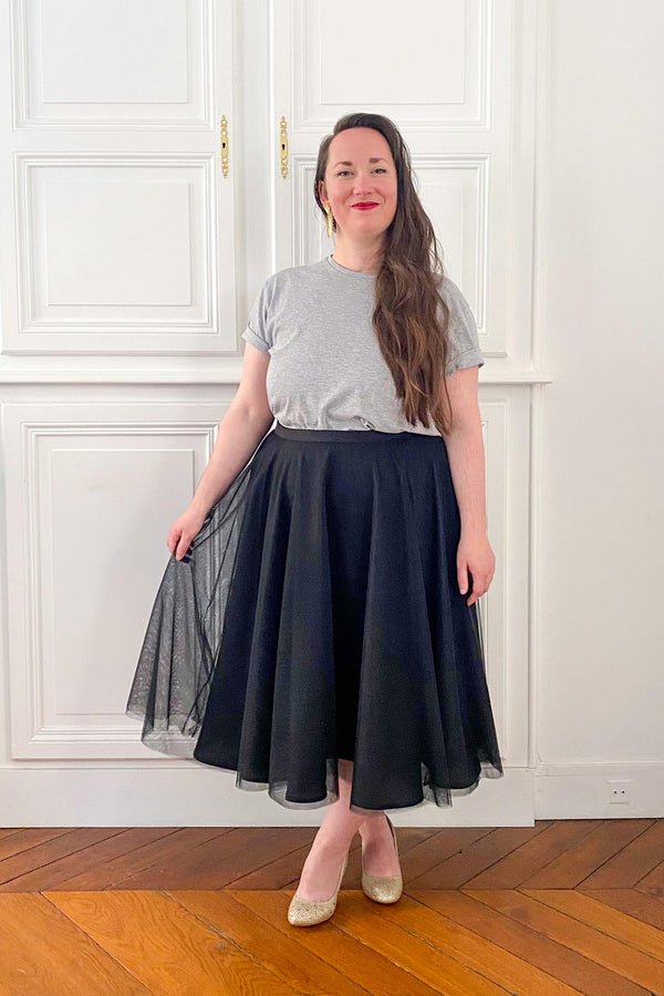 Patron de jupe cercle en tulle noir de chez Stragier, concept couture de personnalisation au format PDF par Atelier Charlotte Auzou