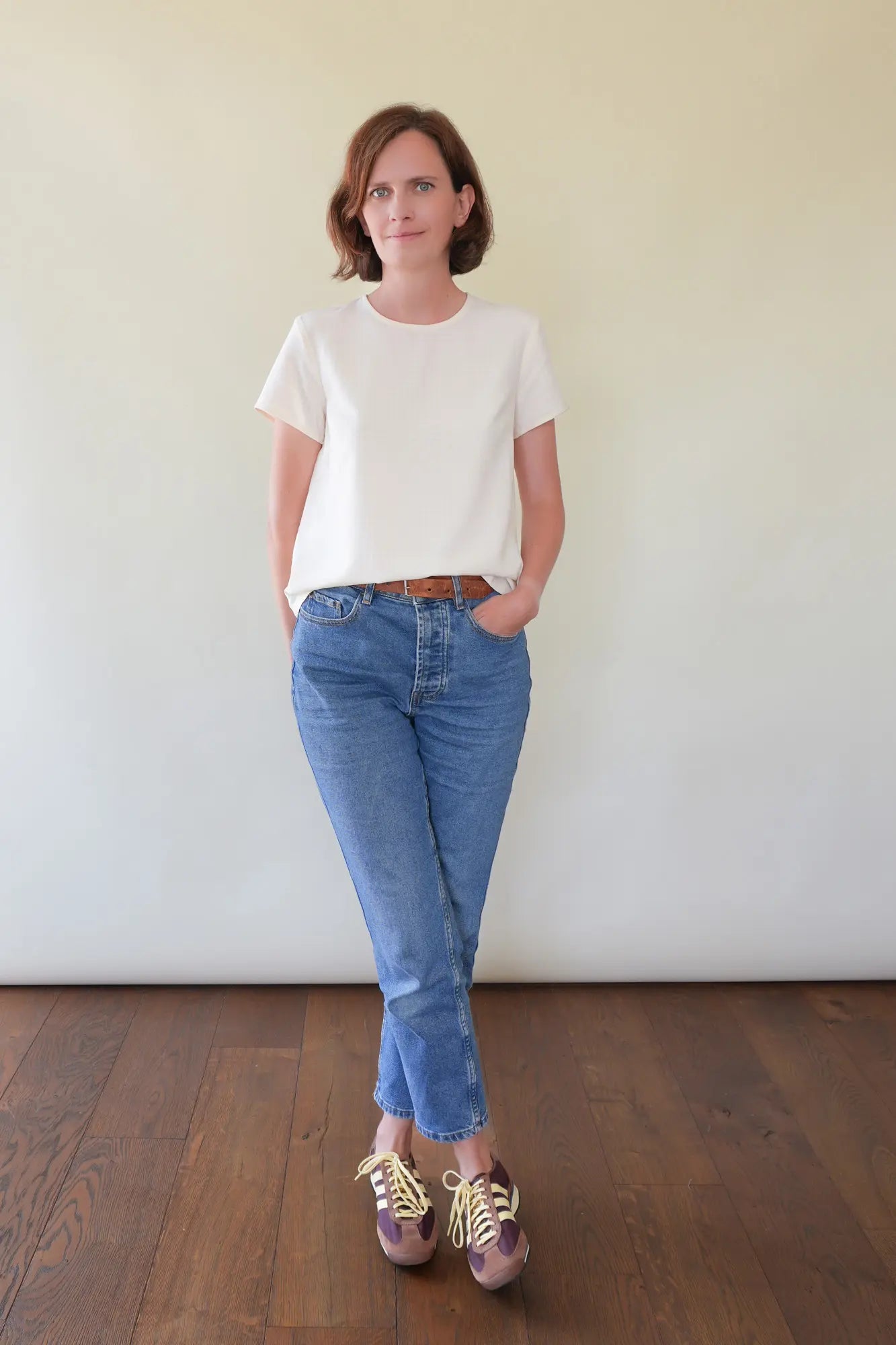 Patron de Blouse Style T-shirt pour Femme en Viscose Little Tile Off White Atelier Brunette