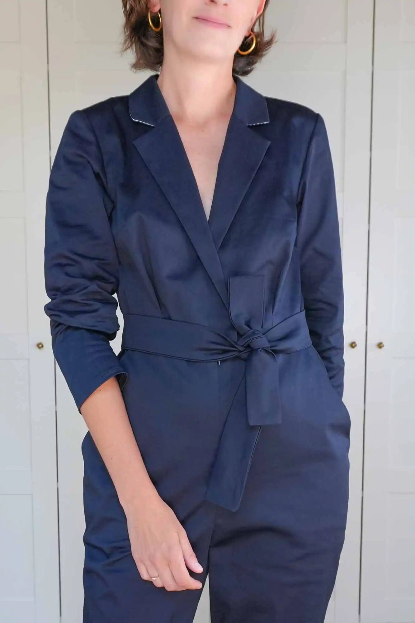 Patron de Couture Combinaison Pantalon Col Tailleur Satin de Coton Stragier par Atelier Charlotte Auzou