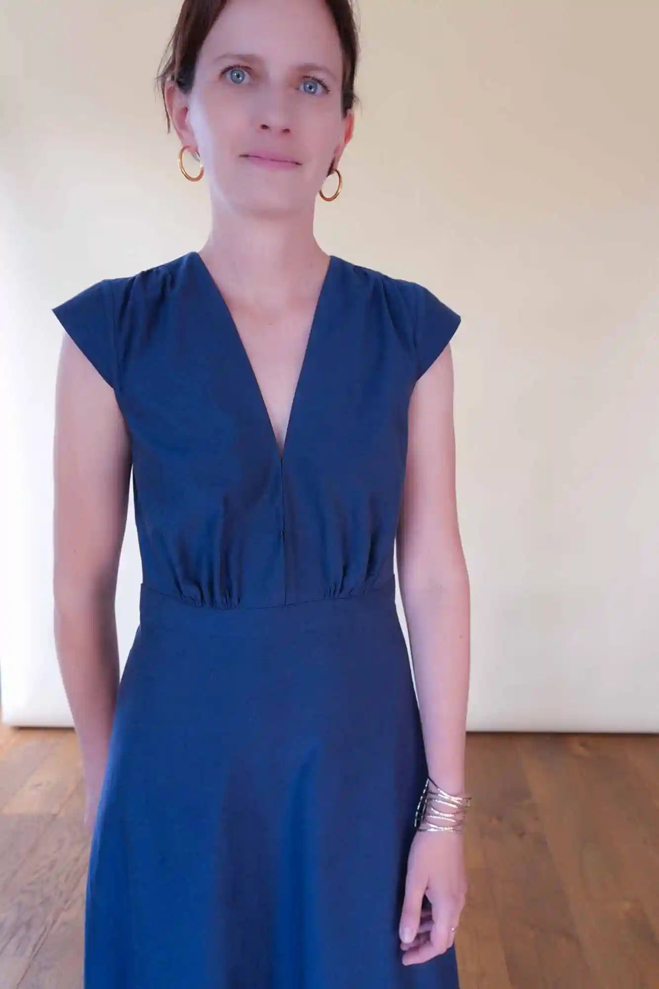 Patron de Couture Décolleté Profond et Échancré à Personnaliser en Robe ou Combinaison avec le Concept Couture par Atelier Charlotte Auzou