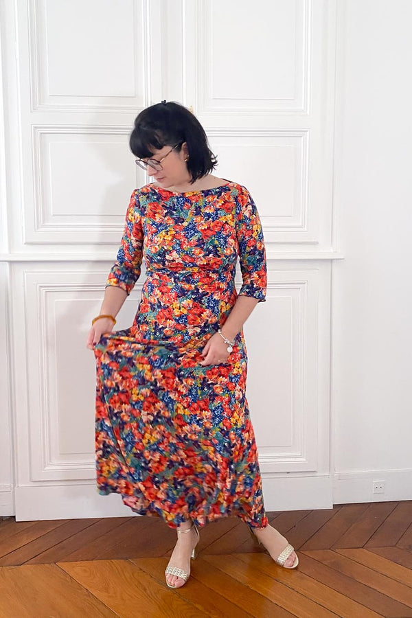 Coudre une robe longue fleurie avec les patrons de couture PDF du 34 au 48 au format A4 et A0 par Atelier Charlotte Auzou