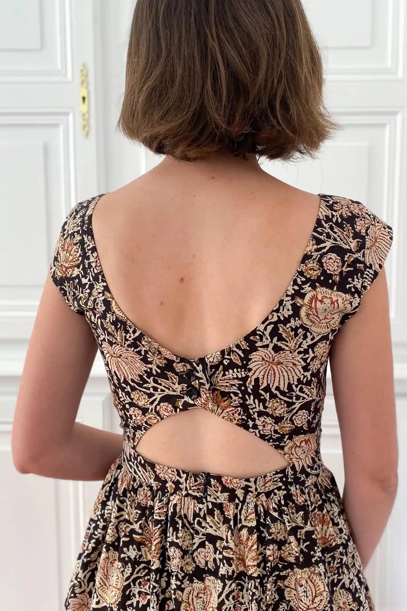 Patron de Couture Dos Ouvert Papillon à Personnaliser pour Coudre une Robe Estivale par Atelier Charlotte Auzou