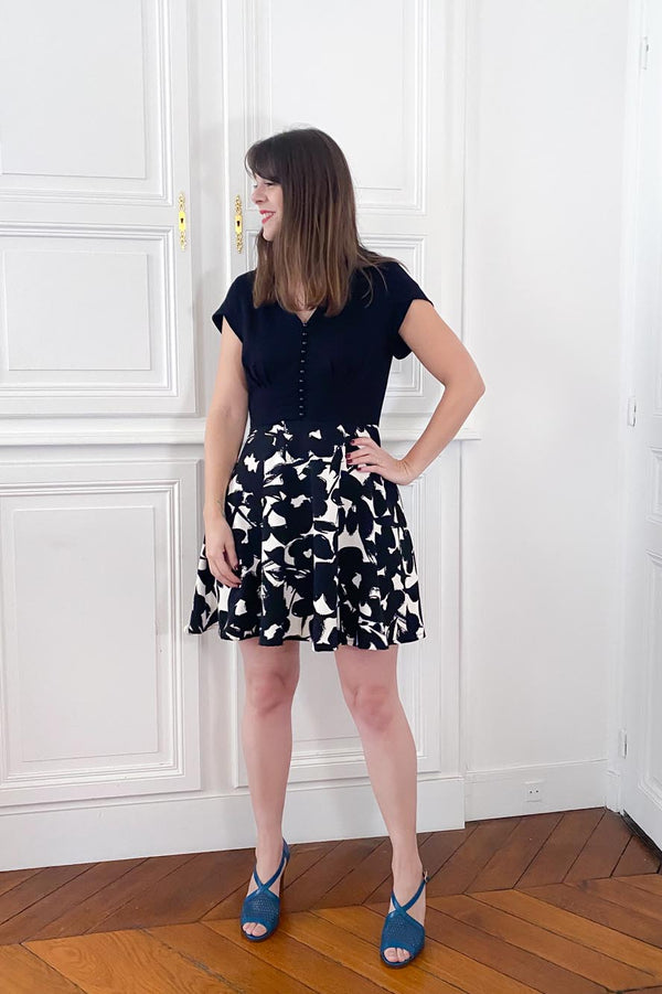 Patron de Couture Robe Bicolore Noir et Blanc, Concept de Couture Ludique Sur-Mesure, Personnalisation par Atelier Charlotte Auzou