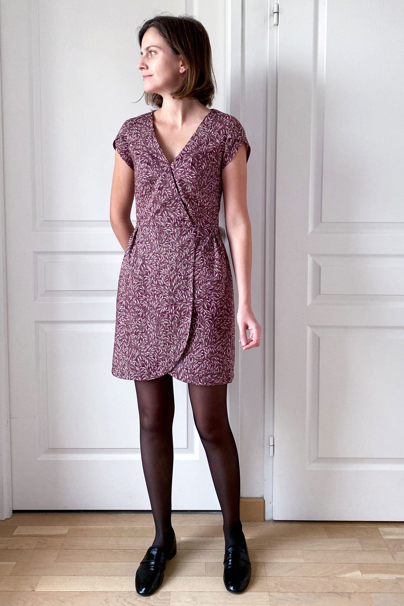coudre robe portefeuille patron couture tissu liberty sur mesure personnalisable atelier charlotte auzou tissu liberty hiver mauve violet