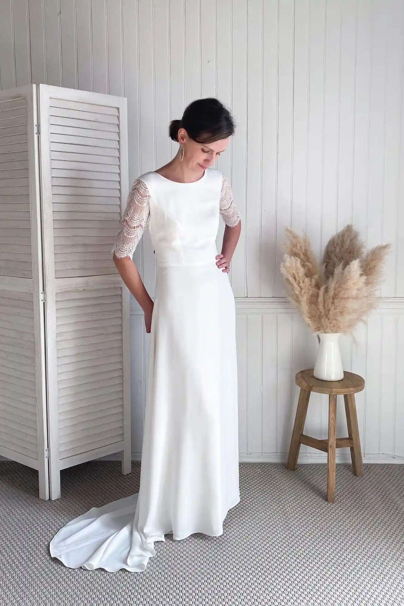 Patron de Couture Robe de Mariée Fluide et Ajustée avec Traîne, Pochette ou PDF, du 34 au 56, par Atelier Charlotte Auzou