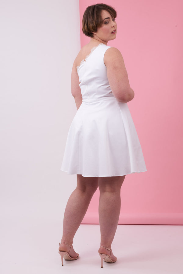 coudre robe mariage civil courte asymétrique bretelle patron de couture robe de mariee sur mesure personnalisable pdf atelier charlotte auzou