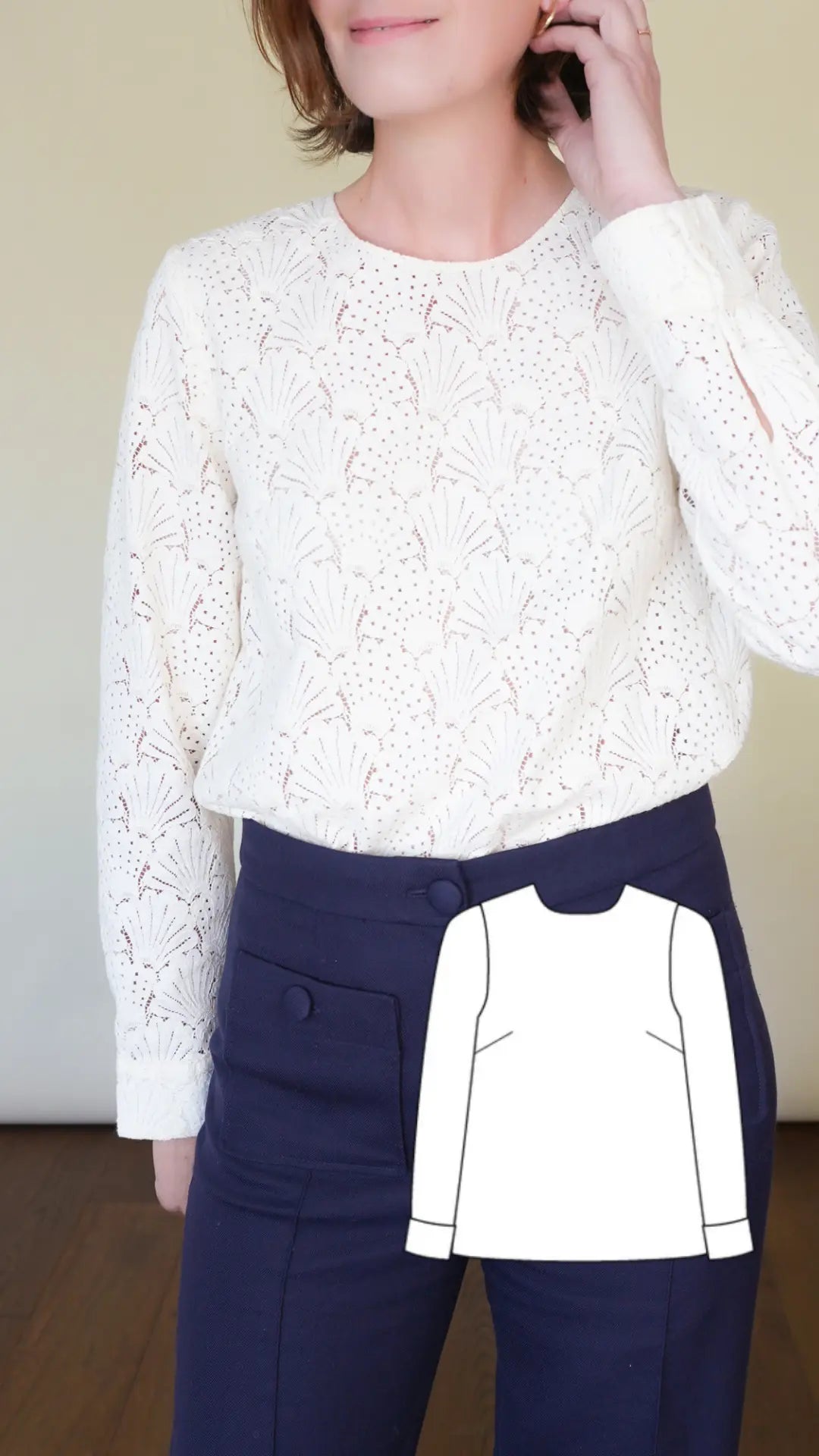 Patron de Blouse à Manches Longues en Dentelle pour Femme