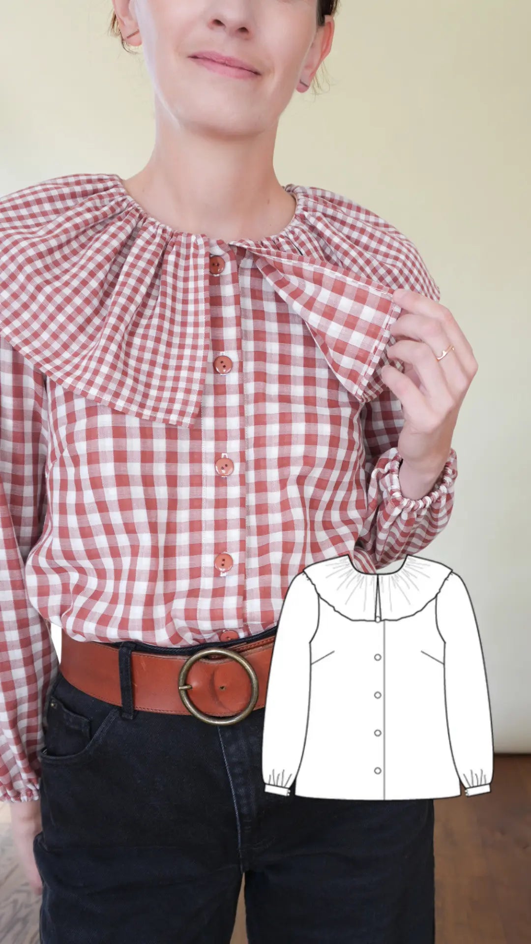 Patron de Blouse à Col Large Froufrou Pierrot en Double Gaze Vichy