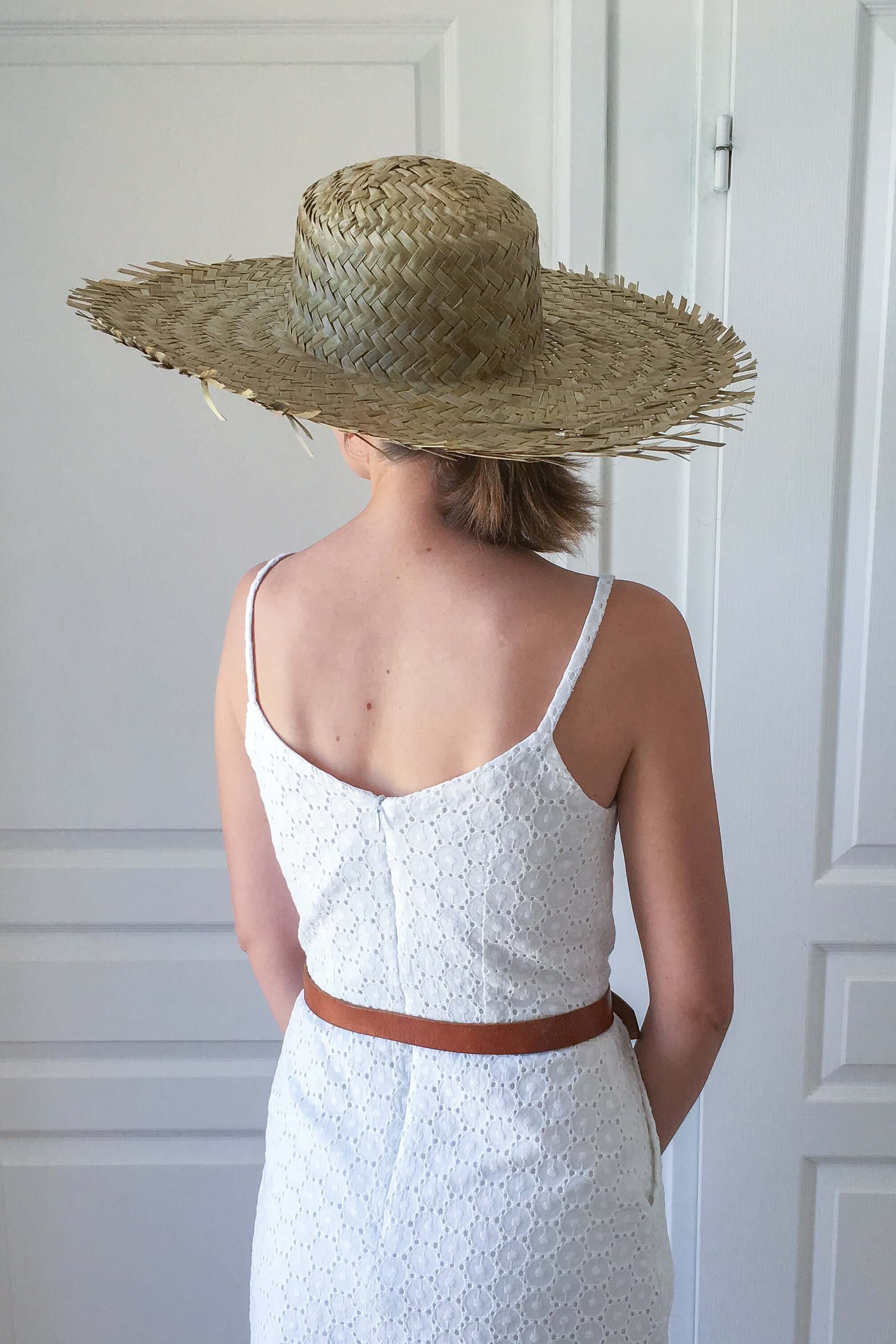Patron de Couture Robe Caraco À Bretelles À Personnaliser