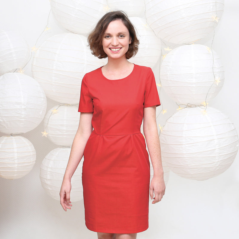 patron couture robe cintrée charlotte auzou